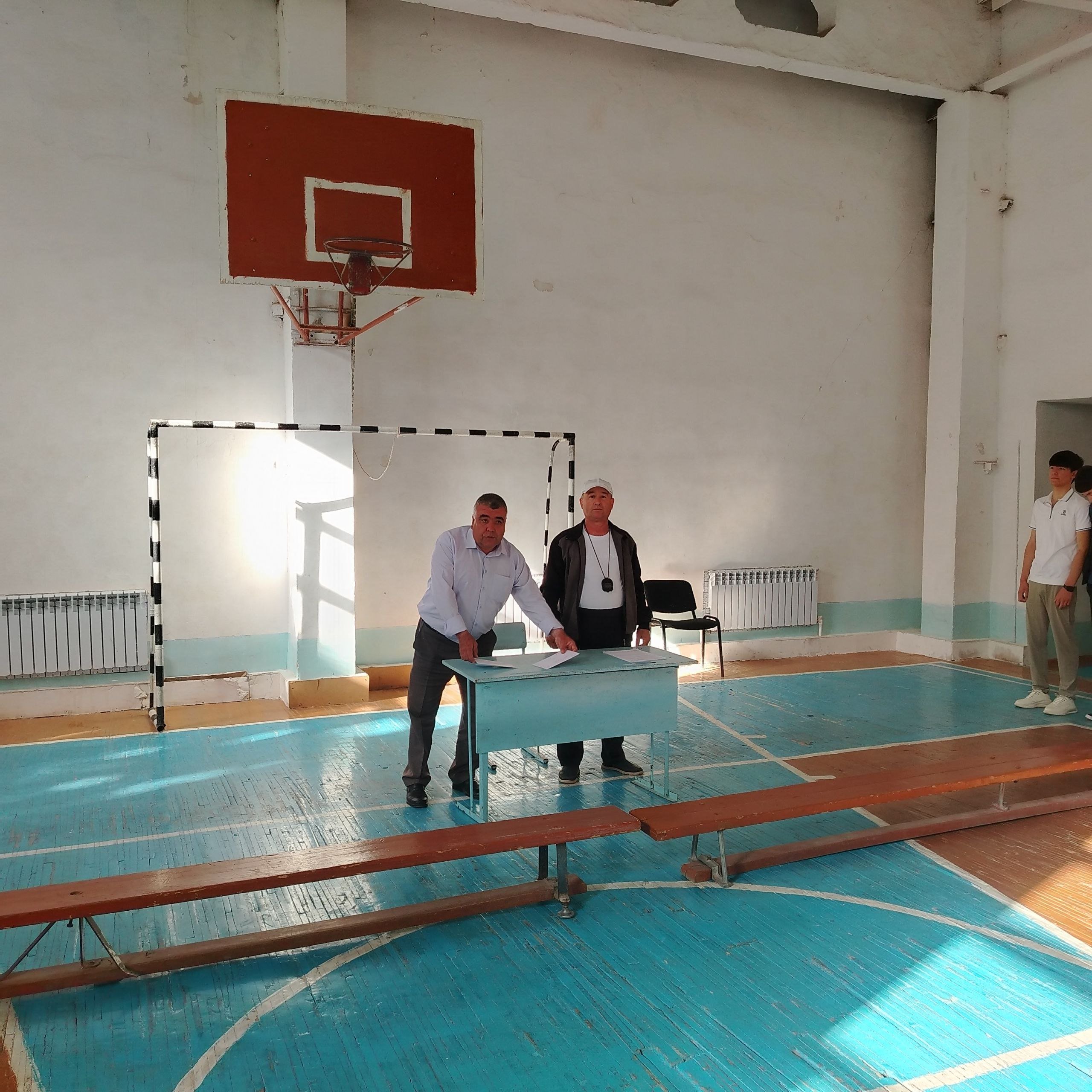 9 sinf Jismoniy tarbiya fanidan bo'lib o'tgan imtihondan lavhalar